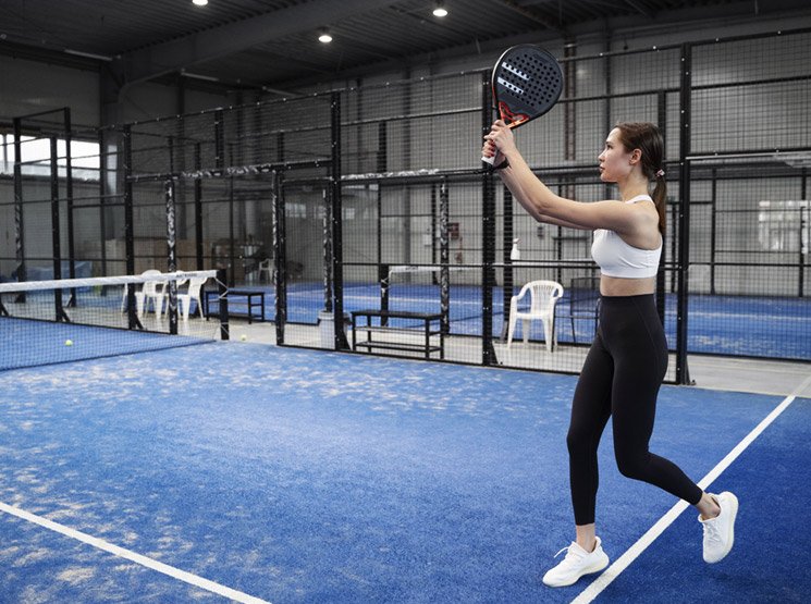 Montaje de postes de red y sistema tensor en España